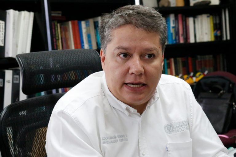 Avanza Universidad de Colima en su colaboración con Fermilab