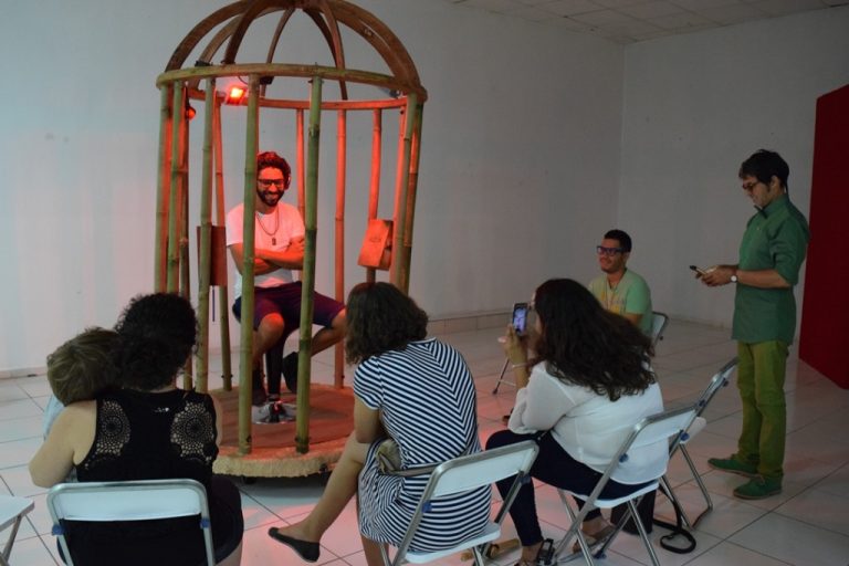 Francisco Lozano presentó “Colector de Paz” proyecto de teatro participativo