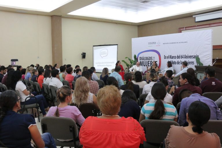 Realiza ICM panel Diálogos por las Mujeres