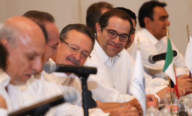 Impulsan acciones para consolidar la ciencia y tecnología en el país