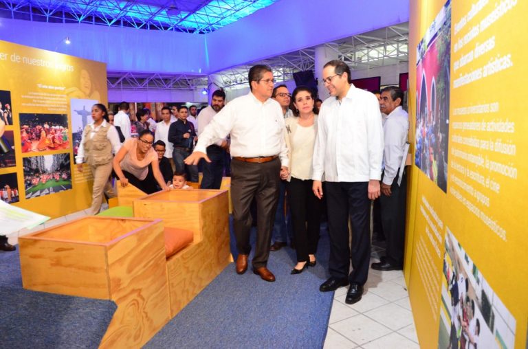 Inauguran pabellón de la UdeC en la Feria de Todos los Santos 2017