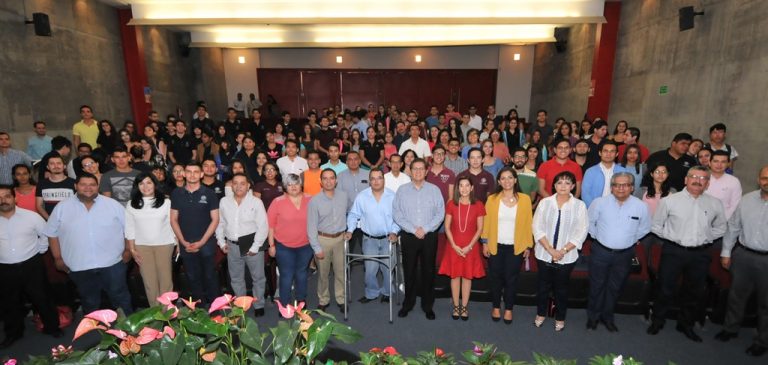 Forma Ciencias Políticas profesionistas comprometidos con el desarrollo de la sociedad