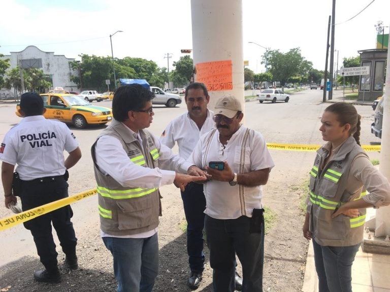Descartan riesgos en puente peatonal de la avenida Insurgentes en Tecomán