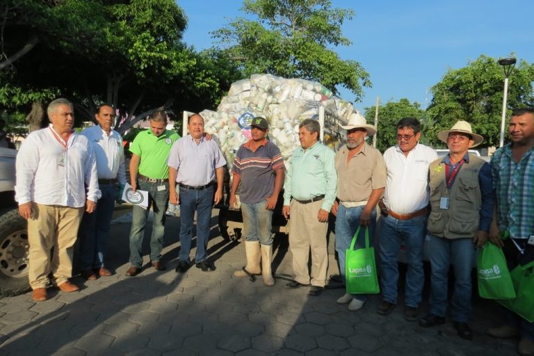 En Armería recolectan más de mil 500 envases vacíos de agroquímicos
