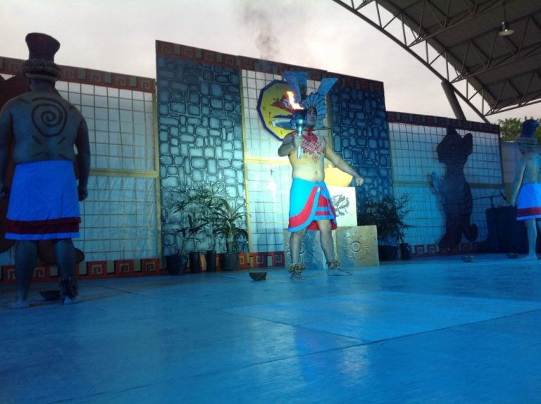 Realizan Ritual de Fuego Nuevo en conmemoración del 41 aniversario del Tec de Colima