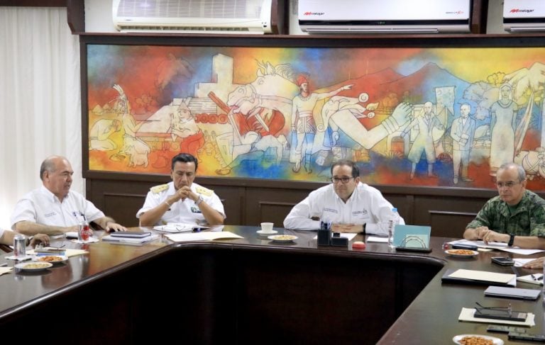 Reconoce gobernador trabajo de las fuerzas de seguridad