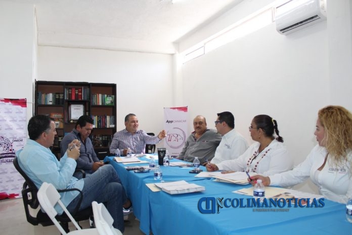Sectores empresariales realizan conferencias sobre seguridad portuaria2