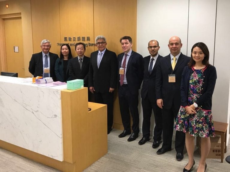 Estrechan relaciones autoridades portuarias de Manzanillo y Hong Kong
