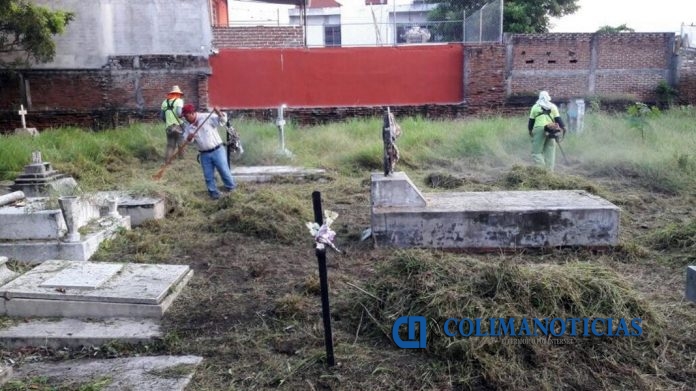 Servicios públicos panteón Tecomán