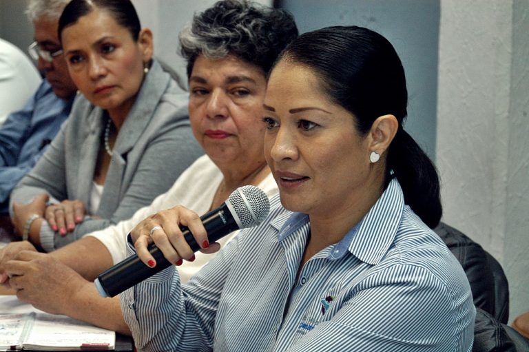 Constructora reparará la obra en Avenida Ayuntamiento sin costo al erario: Yulenny