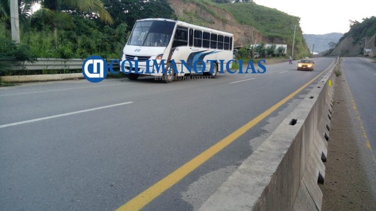 Camión urbano de Manzanillo reporta falla mecánica; no hubo lesionados