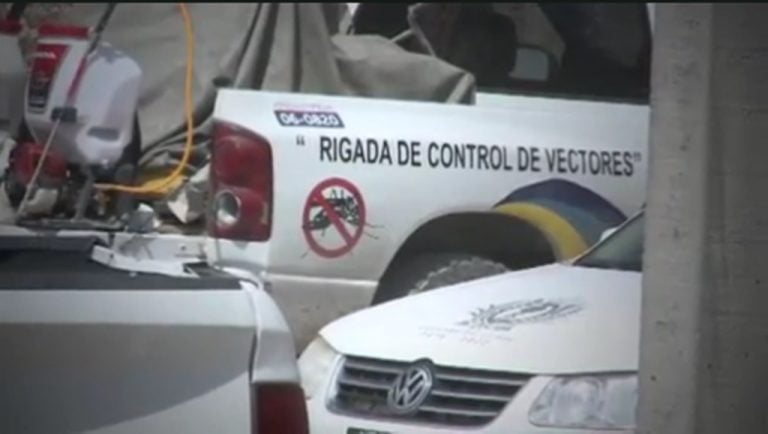 Deciden quemar casa en Durango por infestación de garrapatas