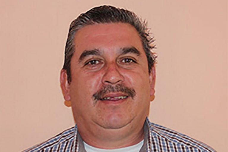 Balean al alcalde de Coalcomán
