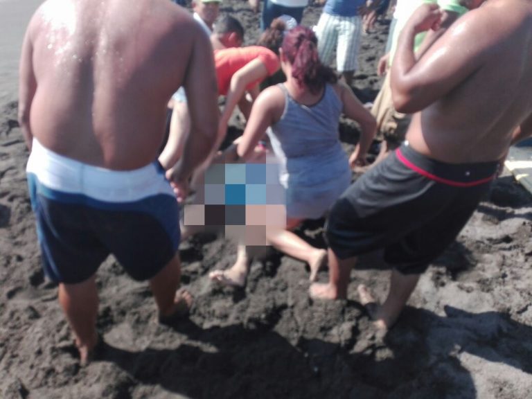 Reportan joven ahogado en playas de Boca de Pascuales en Tecomán