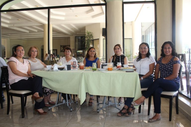 Mujeres con actividad profesional en el puerto