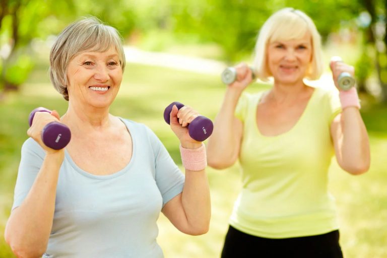 Ocho actividades para personas de la tercera edad con osteoporosis