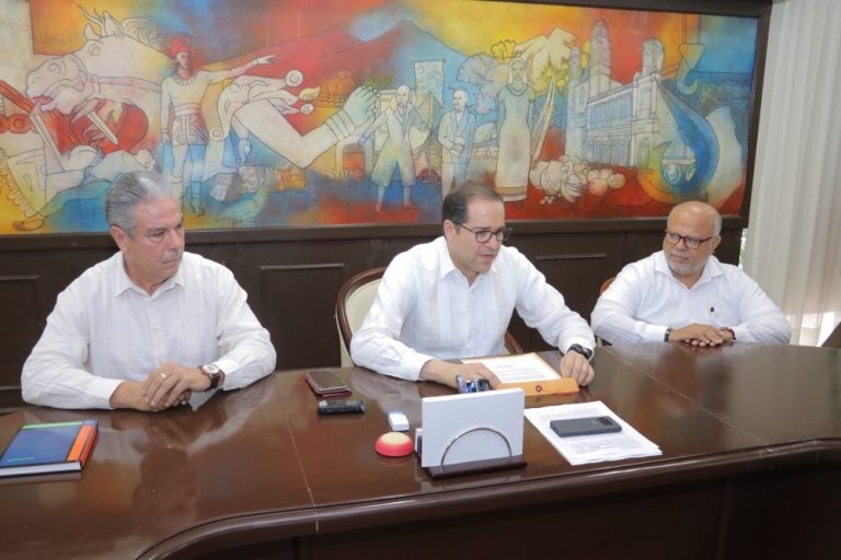 Hernández Rosas presenta su renuncia como secretario de Educación