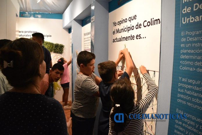 stand capitalino de la Feria de Todos los Santos