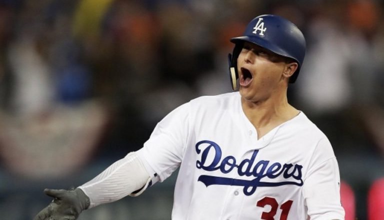Los Dodgers se resisten y vencen a Houston