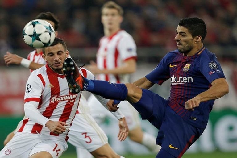 Olympiacos neutraliza al Barcelona en Champions
