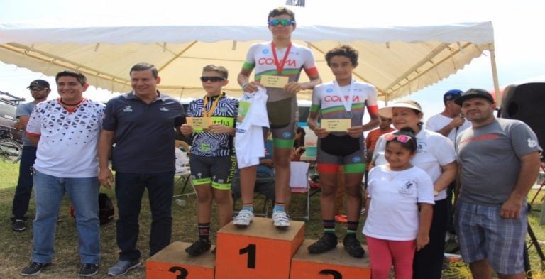 Premian a ganadores de Eventos Deportivos de la FECO2017