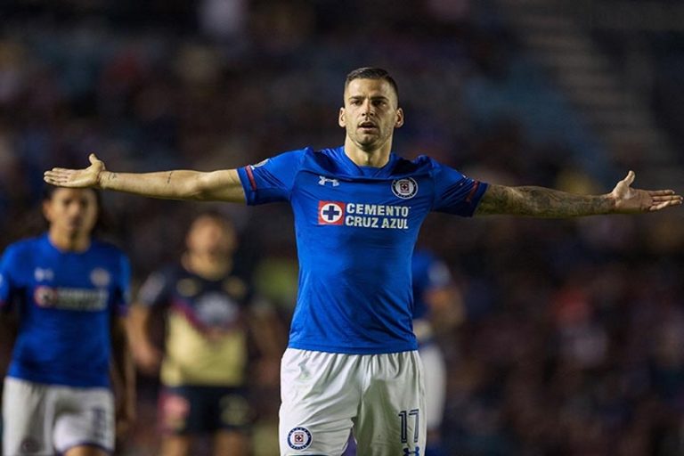Cruz Azul desaprovecha superioridad