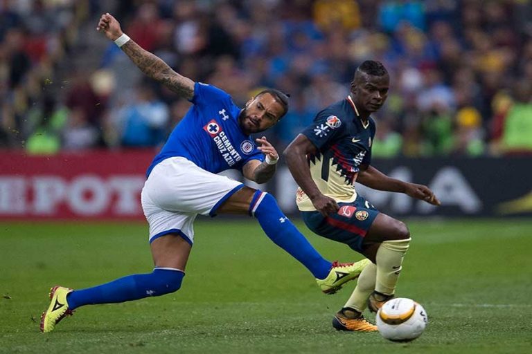 Cruz Azul se queda en la orilla; América va a semis