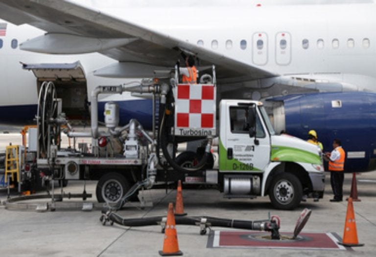 ASA apoya las disposiciones de la CRE, en transporte y almacenamiento de combustibles de aviación