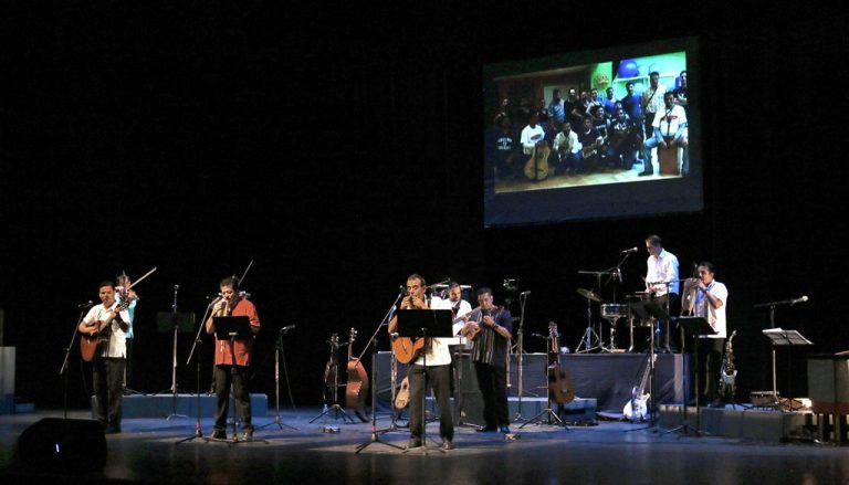 Celebra Grupo Litoral 30 años de vida “Con el alma en la tierra”