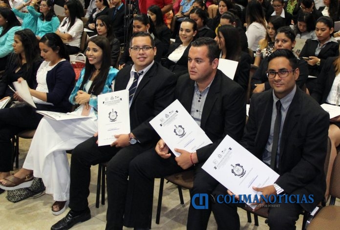 Anuncia Isenco proceso de entrega de títulos y cédulas
