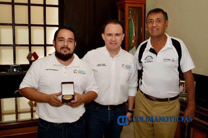 Ayuntamiento capitalino reconoce a ganadores del Premio Estatal del Deporte