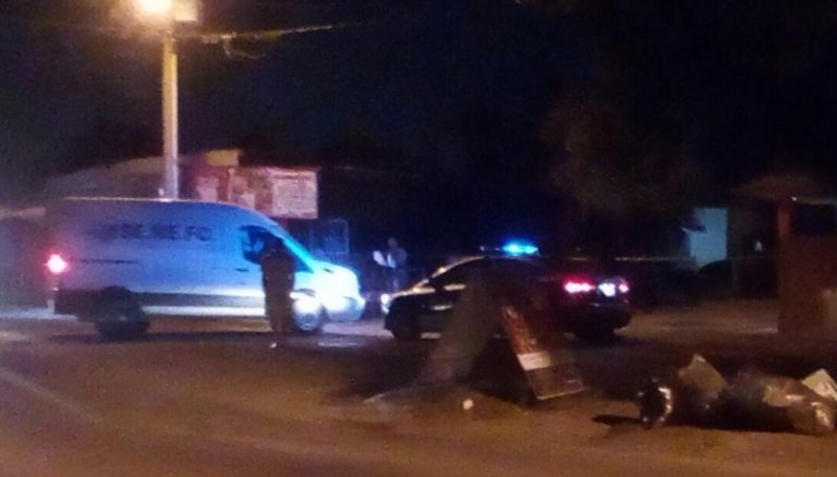 Lo balean dentro de su casa en La Joya
