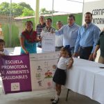 CERTIFICAN A LA COMUNIDAD DE LOS REYES