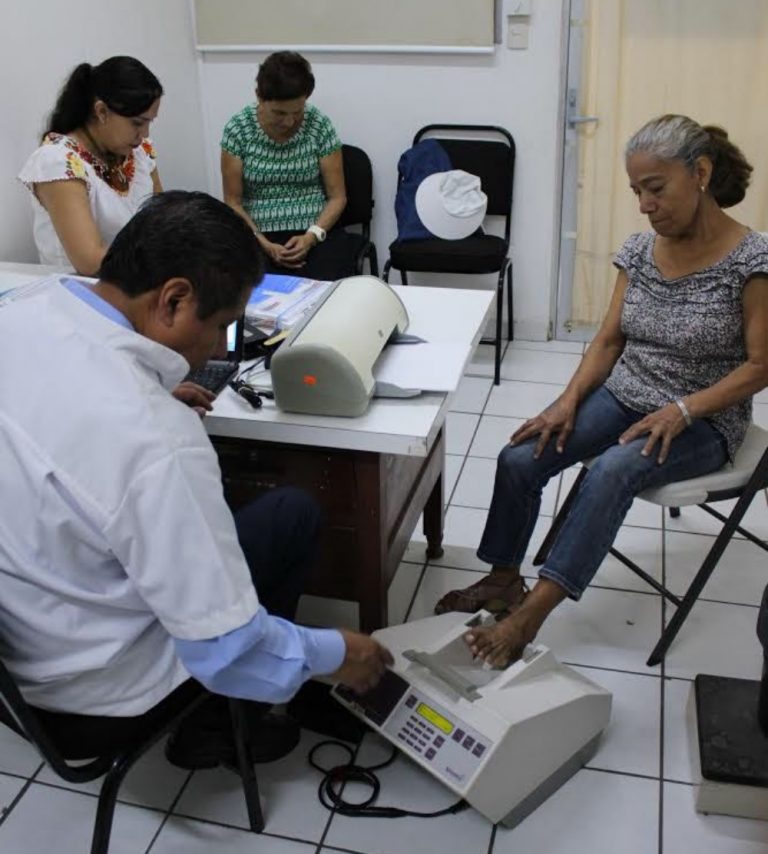 DIF Municipal Colima anuncia campaña contra osteoporosis