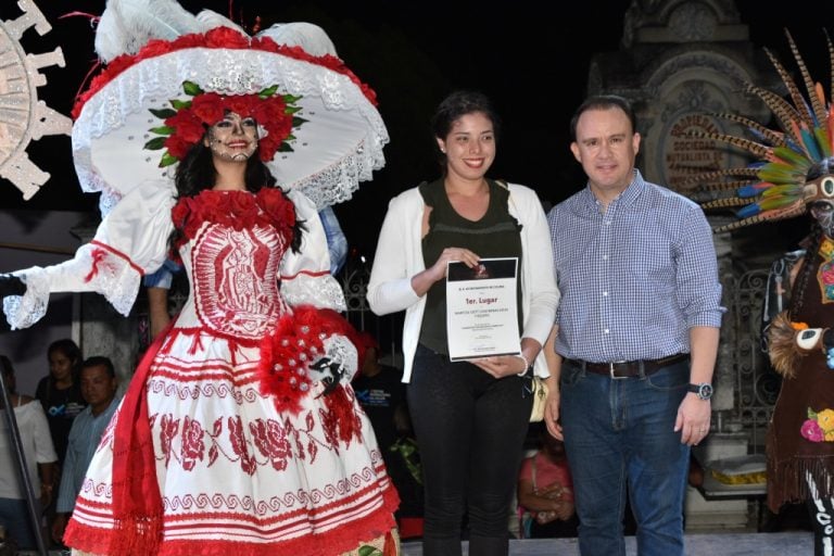 Más de 25 mil personas engalanan Festival de Día de Muertos 2017 de la capital