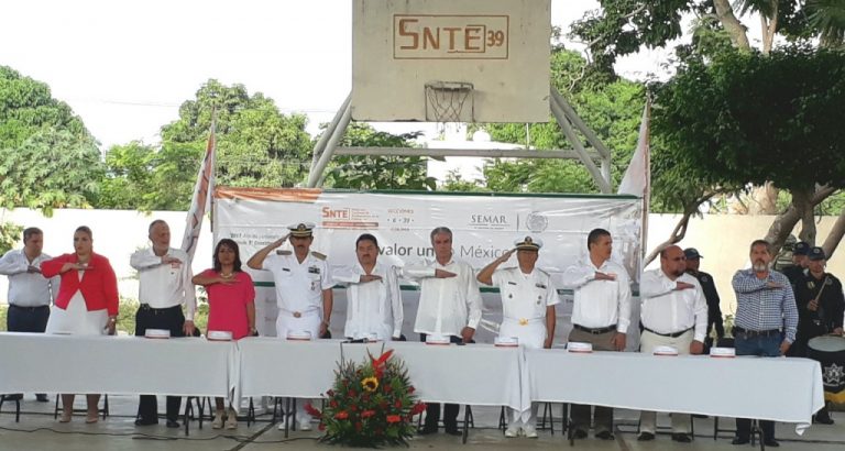 Rinde SE homenaje a las Fuerzas Armadas de México