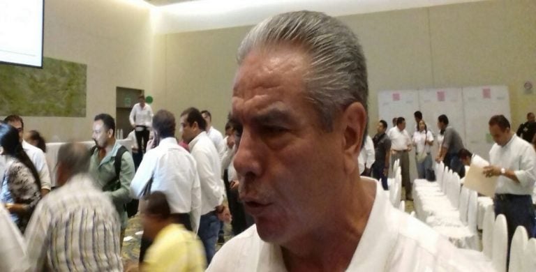 Hay reconciliación y coordinación con dirigencias sindicales: Flores Merlo