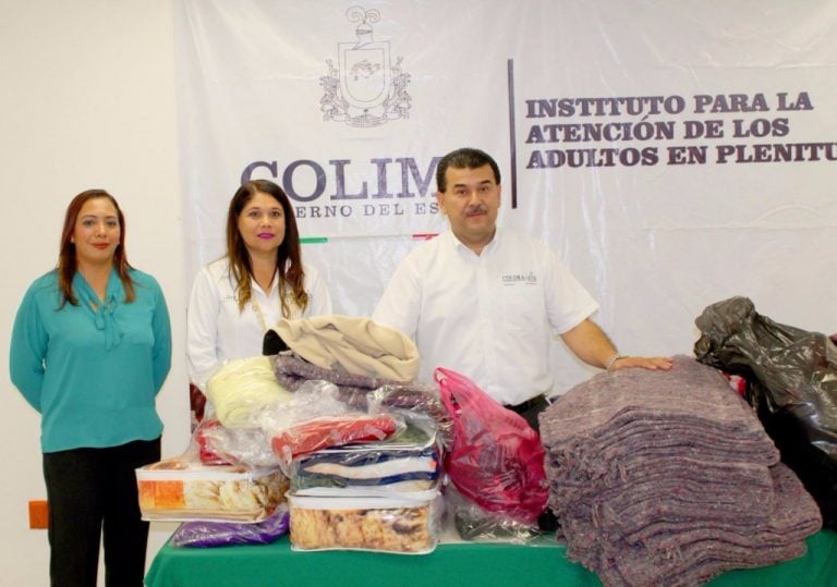 Da inicio la campaña Abriga a un abuelo 2017