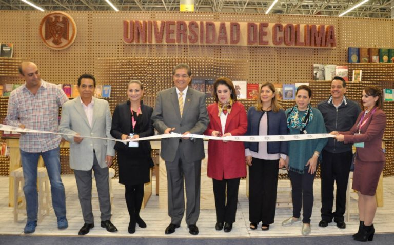Inaugura rector pabellón de la Universidad de Colima en la FIL 2017