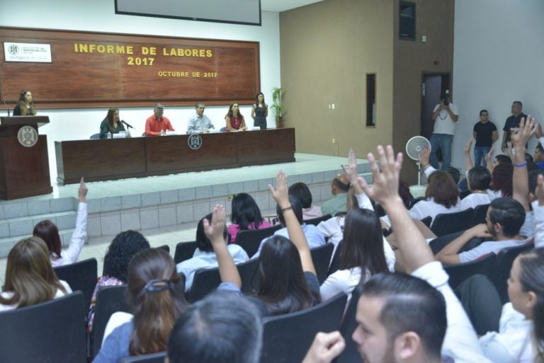 Informa Escuela de Mercadotecnia alto índice de movilidad académica