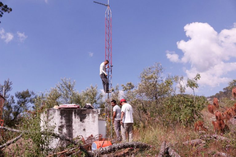 Reemplaza UdeC equipo de monitoreo volcánico