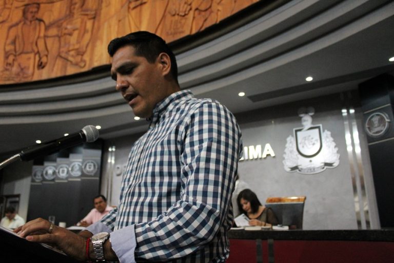 Hasta 4 años de cárcel en Colima a quienes cobren con amenazas