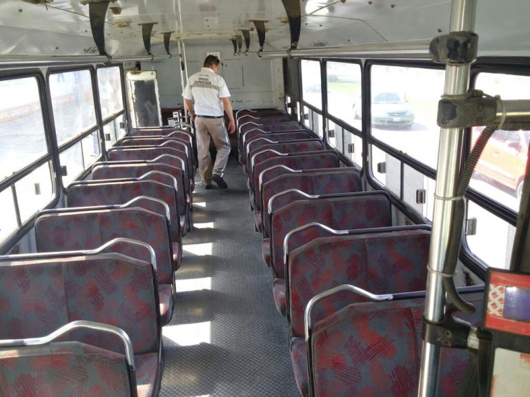 Sanciona Movilidad a 10 unidades de transporte público en Manzanillo