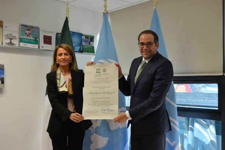 Recibe JIPS copia de la Declaratoria del Archipiélago de Revillagigedo como Patrimonio de la Humanidad
