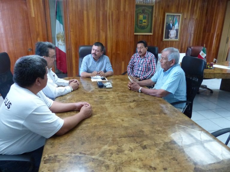 Regularizarán status legal de la comunidad de Callejones