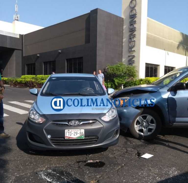 Reportan fuerte accidente en Av. San Fernando
