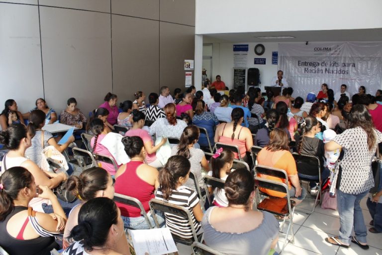 Sedescol, entrega de 600 paquetes para recién nacidos
