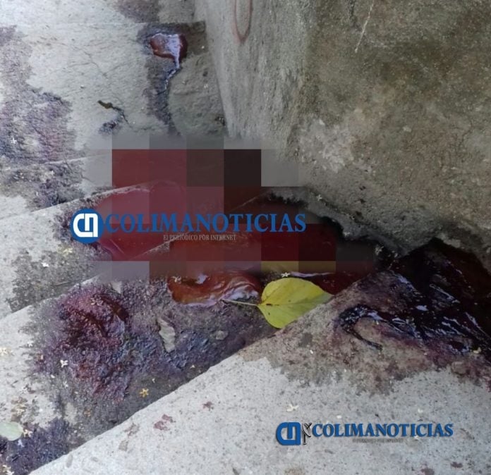 asesinado escaleras