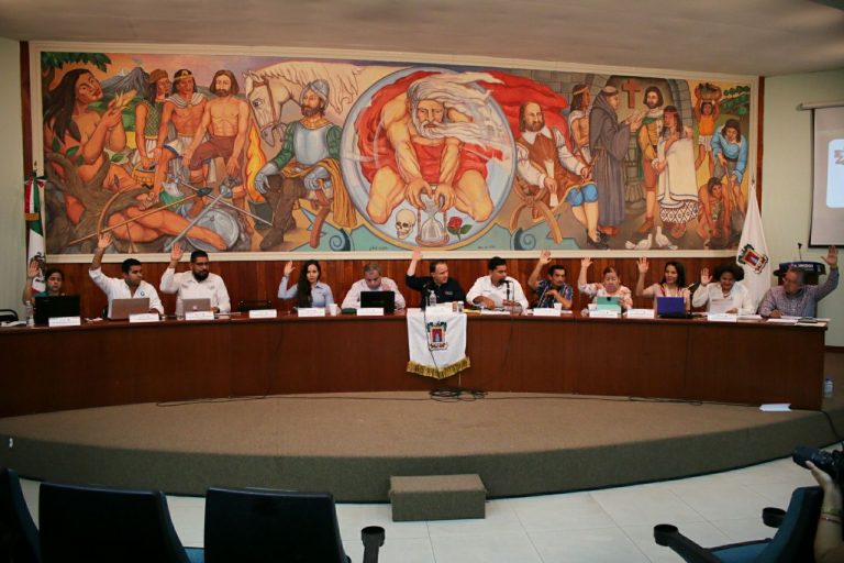 Tres años sin subir impuestos y menos basura al relleno: Héctor Insúa