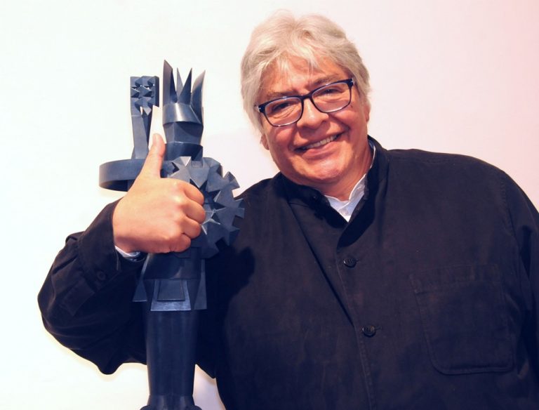 El escultor Sebastián dará conferencia en Colima, este martes